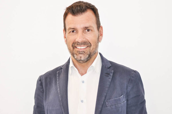 Dr. Alessandro Nube